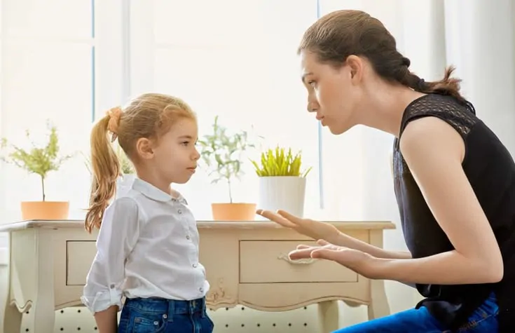 چرا کودکم دروغ می‌گه؟