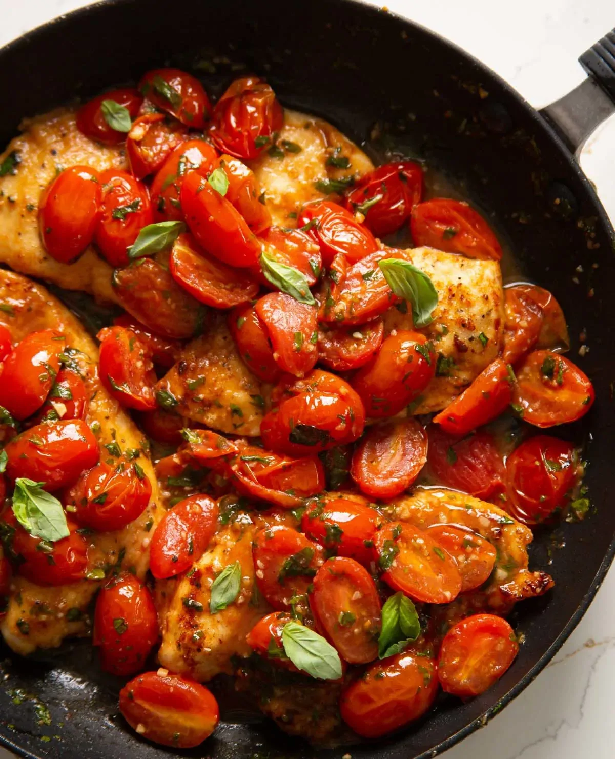  مرغ با سس گوجه