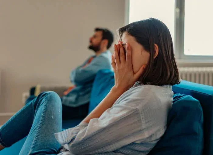 طلاق عاطفی چیست؟