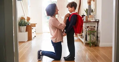 اشتباهات رایج والدین در آماده‌سازی کودک برای مدرسه